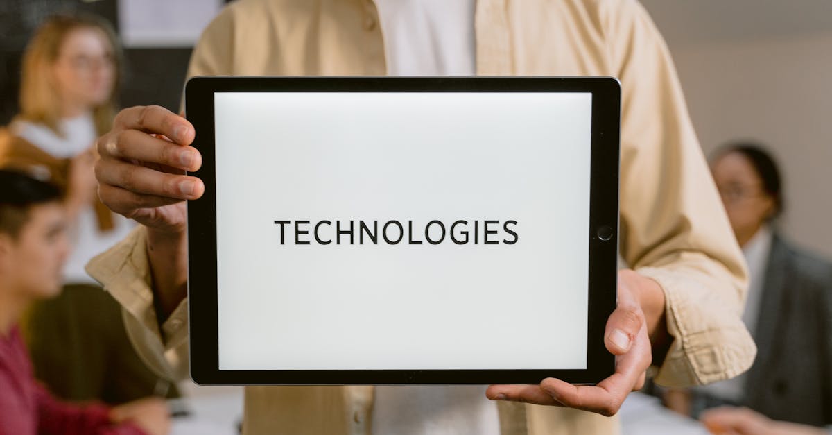 国内微信买卖：注册公证代理条件