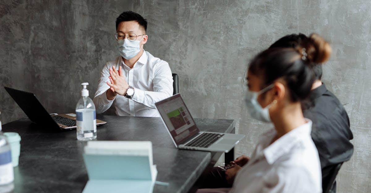 红桃签到优惠：如何吸引新顾客并促进口碑联系人